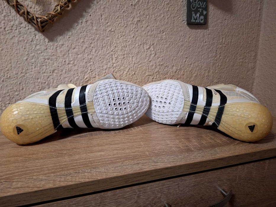 Маратонки adidas
