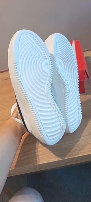 Дамски маратонки Найк!