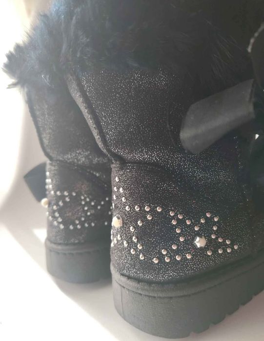 Детски ботушки с пухче