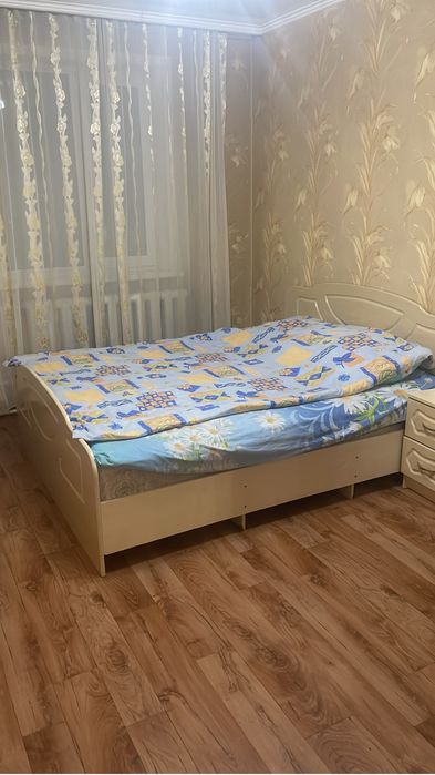 Продам 3х комнатную,студия,64кв,2 этаж