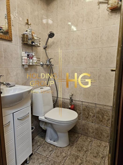 Продава се Тристаен апартамент в Варна, Гръцка махала - 128 кв.м за 2602 €/кв.м - Снимка #9