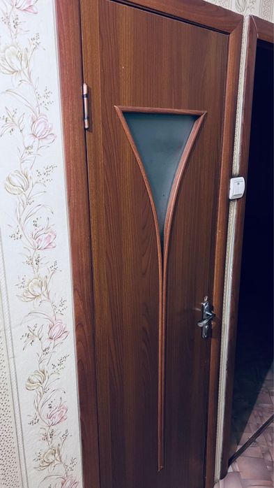 Продам двери в хорошем состоянии