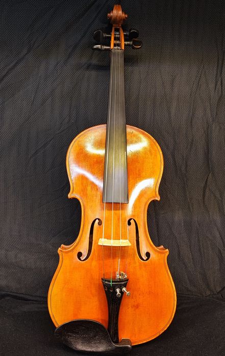 Vioară 3/4 spate întreg, perfectă