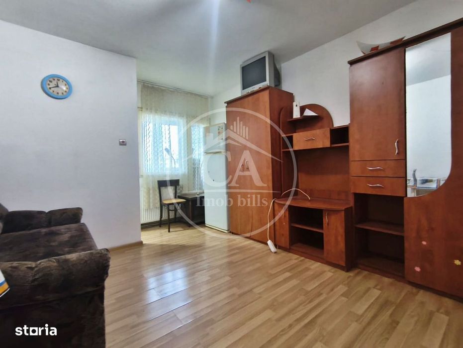 Apartament de vânzare cu 1 camere în zona Rogerius, Oradea
