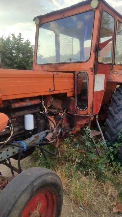 Tractor UTB U650 motor refacut, stare foarte buna / Pret: 500 lei / 100 Euro!
