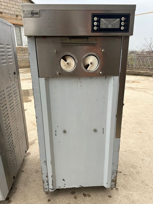Мороженое аппарат фризер