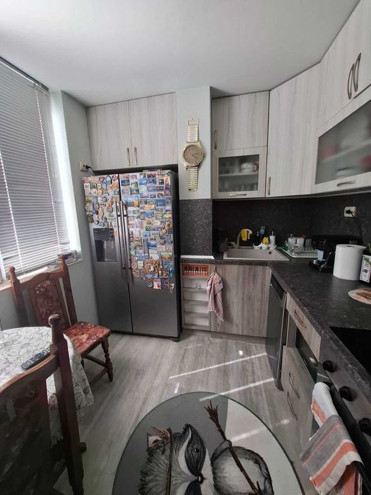 Продава се Тристаен апартамент в Казанлък - 100 кв.м за 1046 €/кв.м - Снимка #3