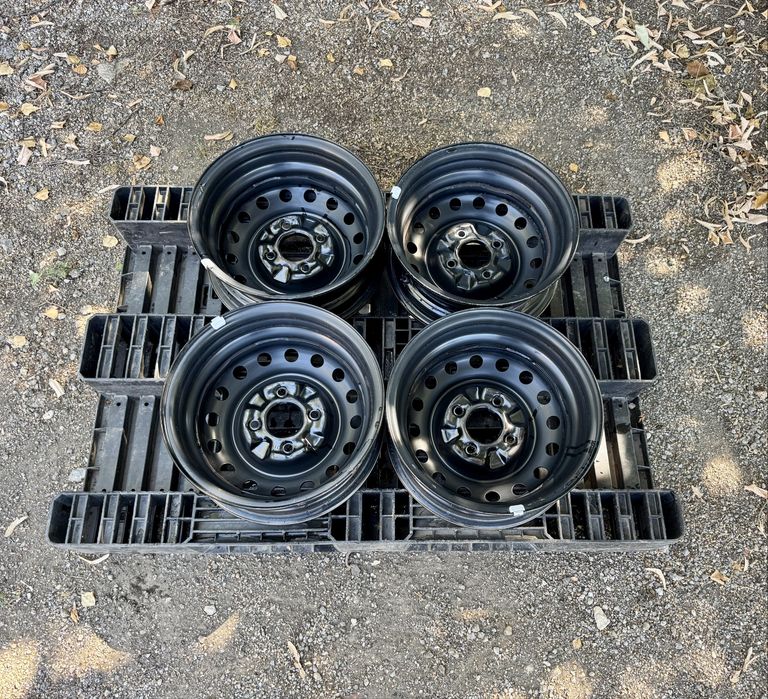 4бр.Оригинални джанти 14цола 4x114.3 за бус Nissan NV200(2009-2025)