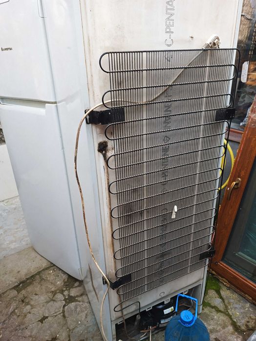 Хладилник Аристон