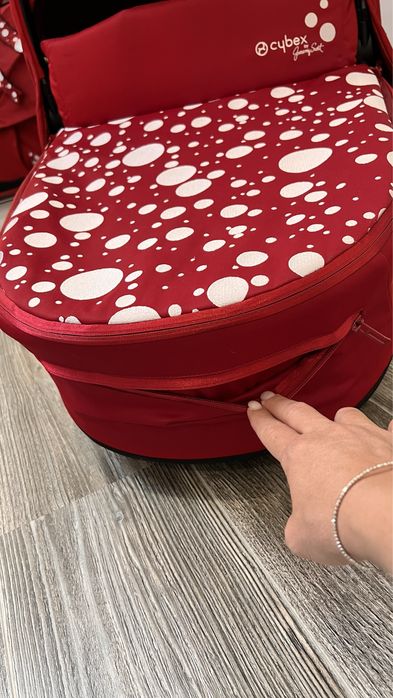 Кош за новородено Cybex Priam Lux Jeremy Scott Petticoat red dark