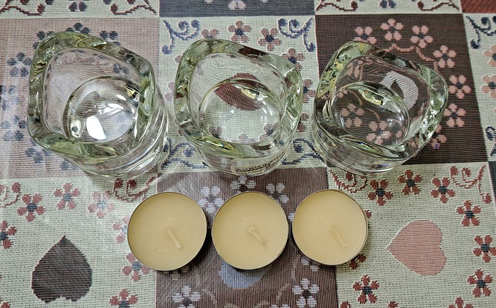 Нови свещници с чаени свещички.