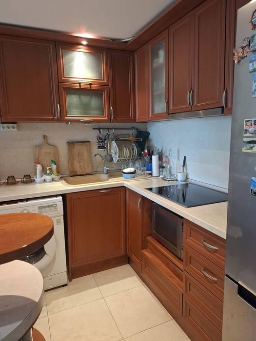 Продава се Двустаен апартамент в Бургас, Изгрев - 63 кв.м за 2381 €/кв.м - Снимка #2