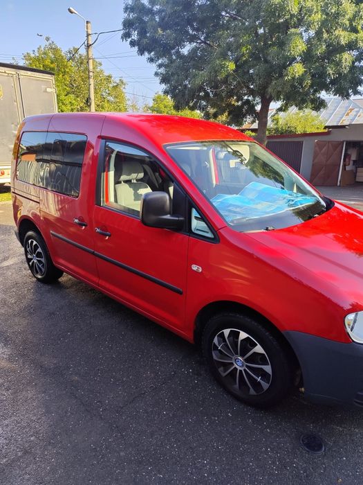 VOLKSWAGEN Caddy