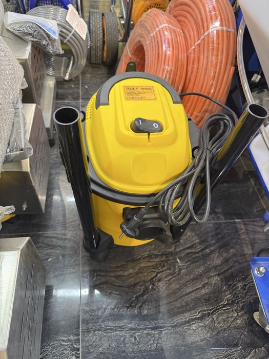 Пылесос аккумуляторный “ROLF”