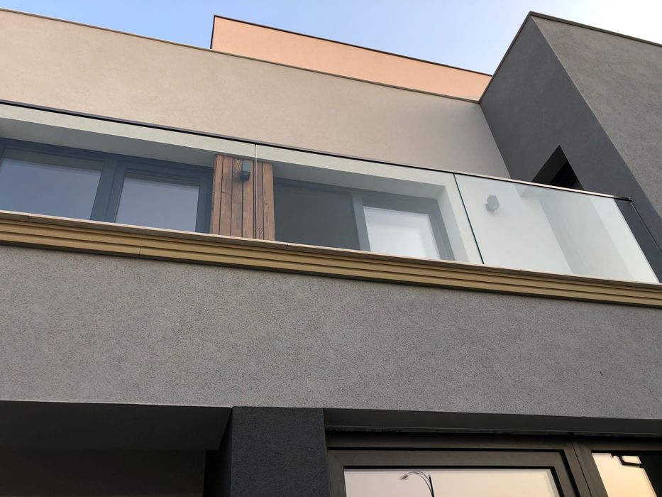 Balustrada din inox cu sticla securizata