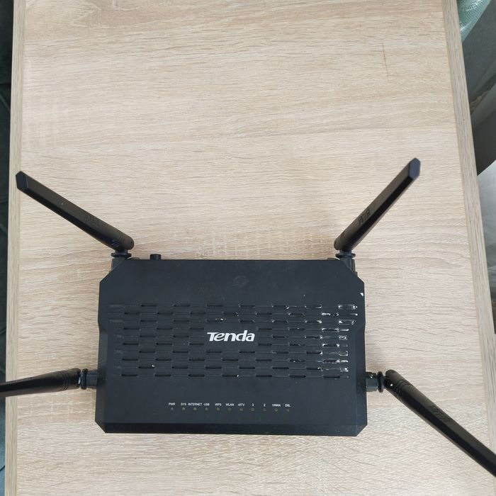 Продам дёшево модем Tenda.