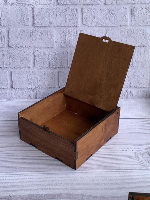 Подарочные деревянные коробки