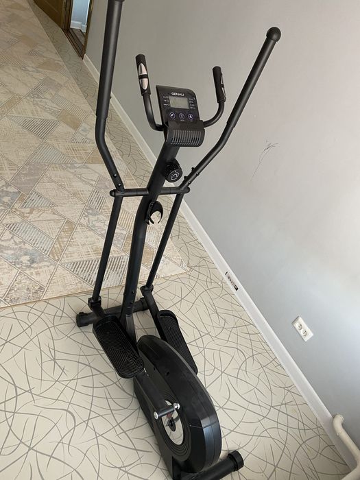 Эллипс тренажер Genau