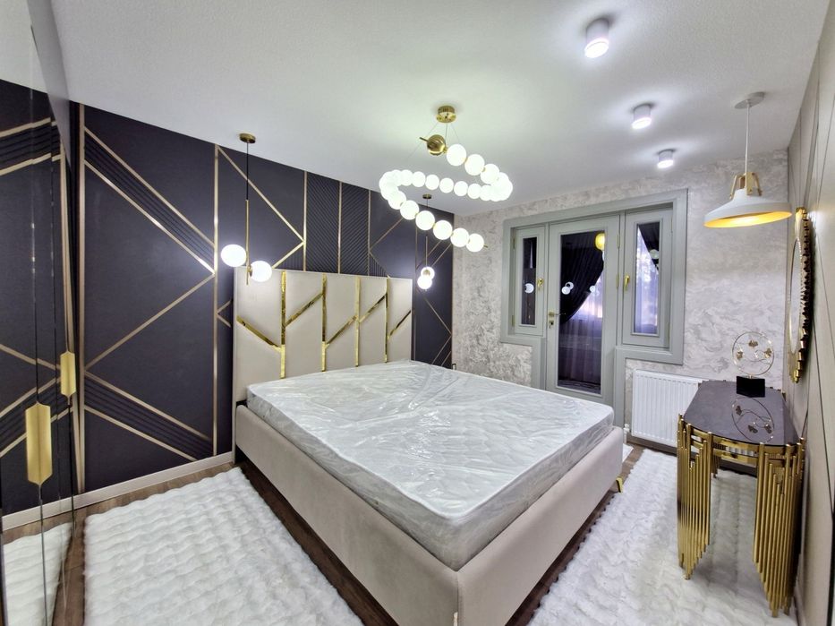 Продаётся 3 комнатная квартира в доме с лифтом Вокзал Беруний