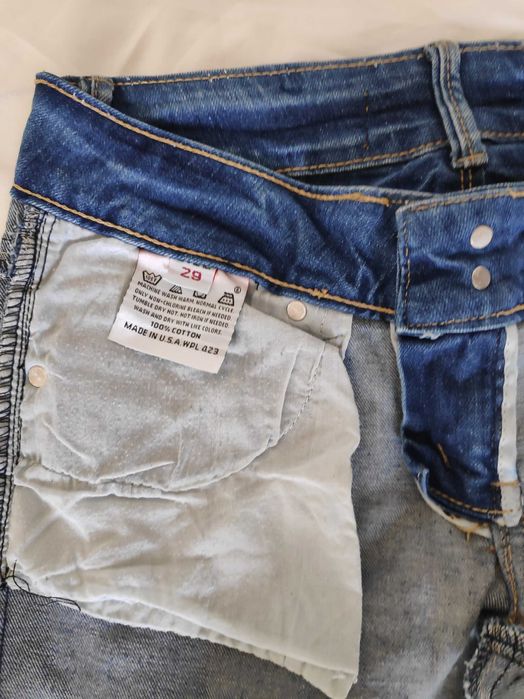Джинсы Levi's 28 р-р
