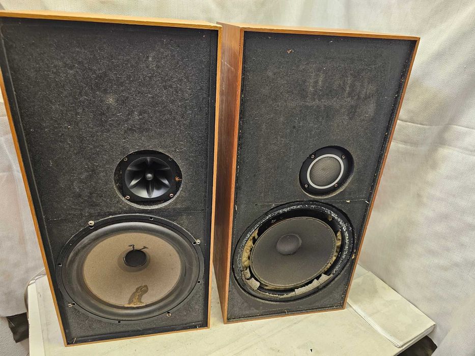 Boxe Vintage ITT 6060 S – Proiect Restaurare / Pentru Piese