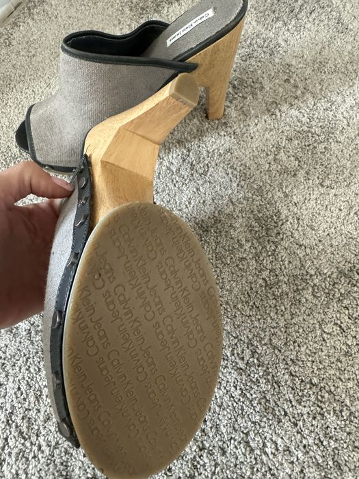 Saboti cu toc Calvin Klein