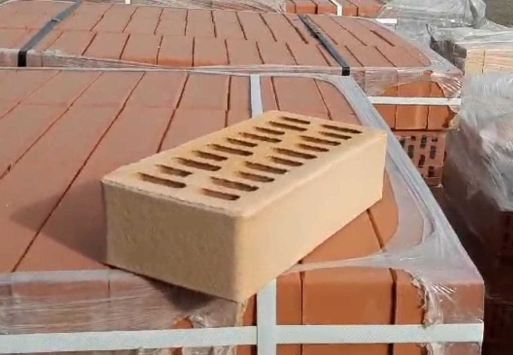 Кирпич Солома Акция