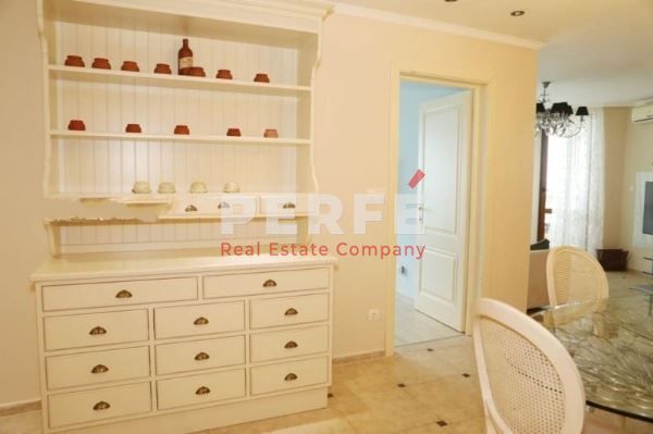 Продава се Тристаен апартамент в Свети Влас - 138 кв.м за 1993 €/кв.м - Снимка #4