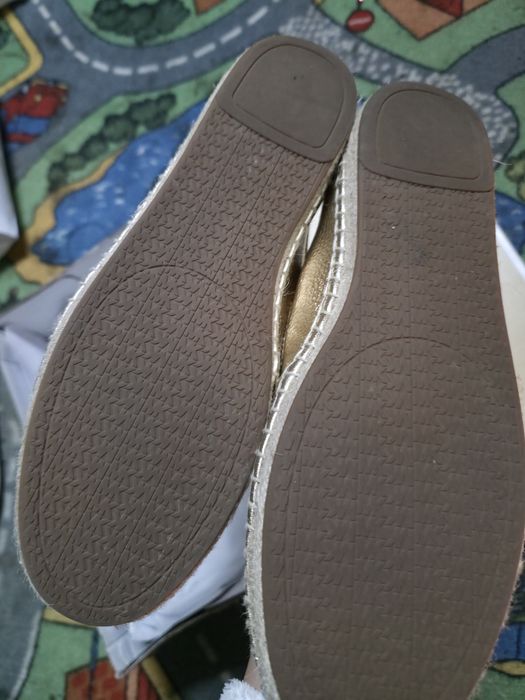 Pantofii aurii piele Michael Kors