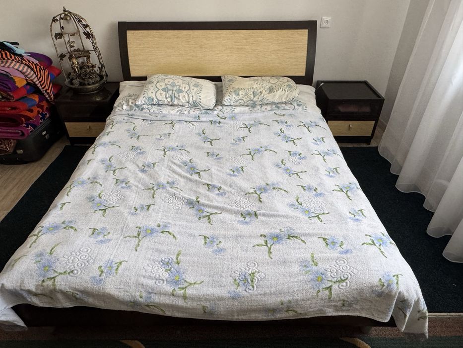 Продам спальный гарнитур