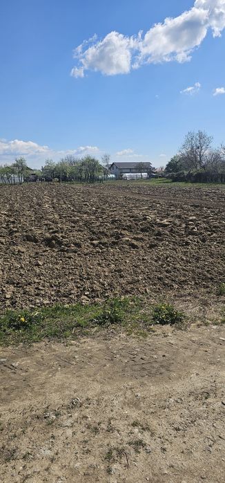 Vând teren Dragomirești  Dâmbovița , 1400 mp , 22€ mp