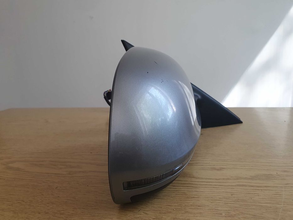 Дясно огледало с ел. прибиране Audi A4 B8