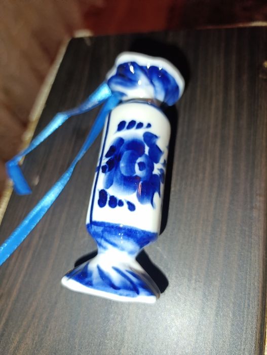 Новогодним игрушки на ёлку Гжель новая