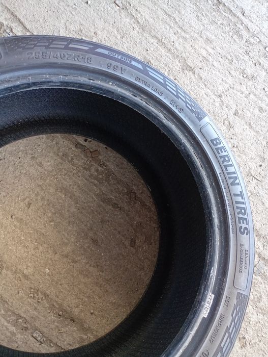 Berlin Tires 2бр.255/40/18 дот0120