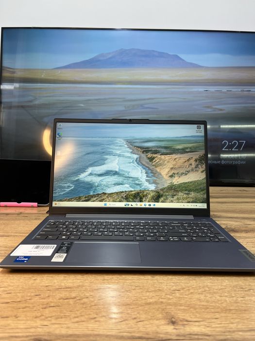 Ноутбук Lenovo Core i5-12