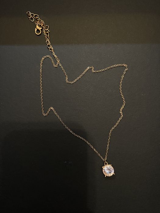 Дамски аксесоари-гривни и колиета