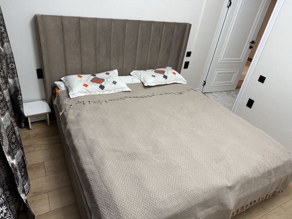 Продается 2-х спальный кровать