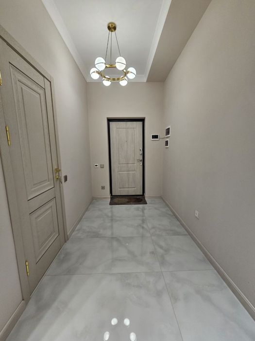 Аренда. Новая 3-х комнатная квартира, ЖК Silk Road, Буз базар, БИЙ.