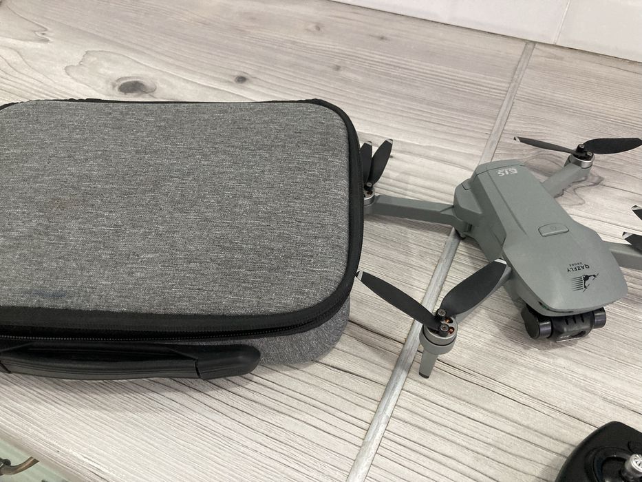 Дрон qazfly eis.