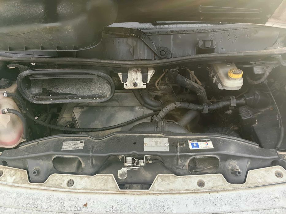 Пежо Боксер 2.2hdi 120кс 2008г.