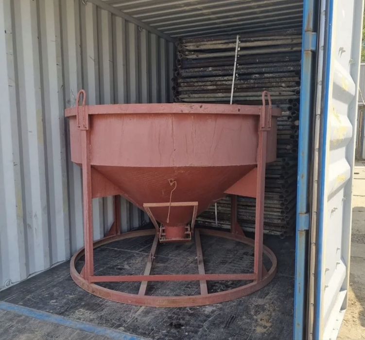 Продается Опалубка крупнощитовая