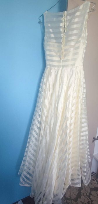 Көйлектер сатылады