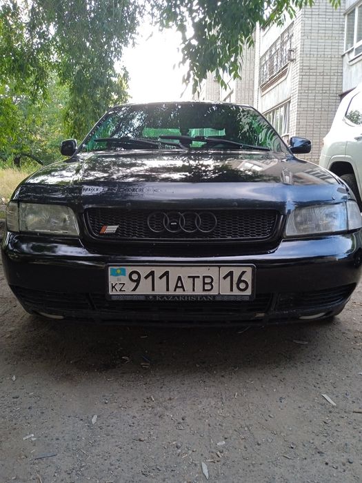 Продам Ауди А4 в хорошем состоянии