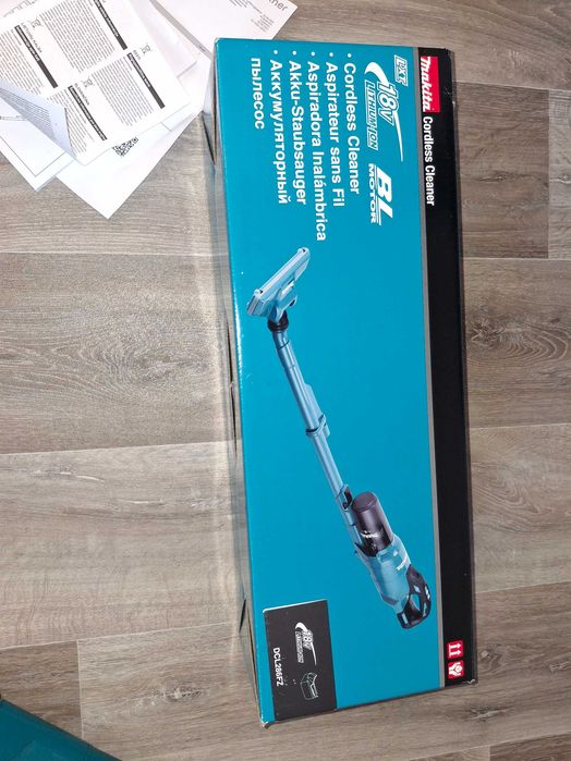 Aspirator Makita 18v