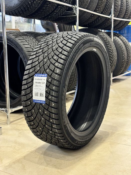 Зимние шины Triangle +подарки 235/45 R18 98T