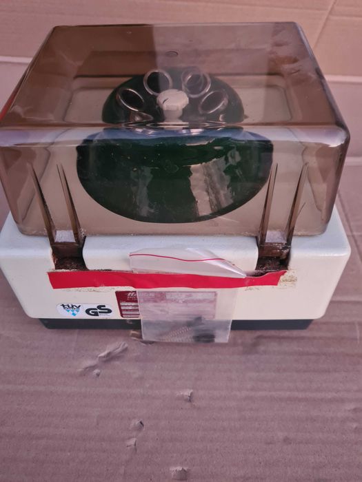 Centrifugă medicală Hettich EBA 3 S