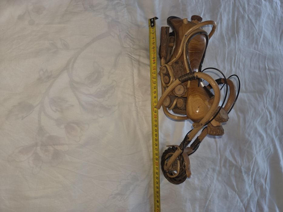 Machetă motocicletă masivă din lemn și rattan – Model Chopper XL (36 cm)