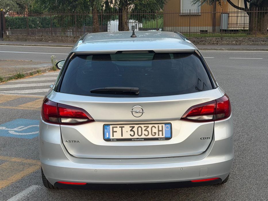 Vand Opel Astra K Automat