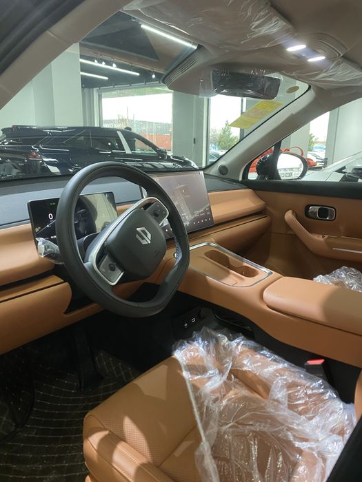 leapmotor c16 gibrid