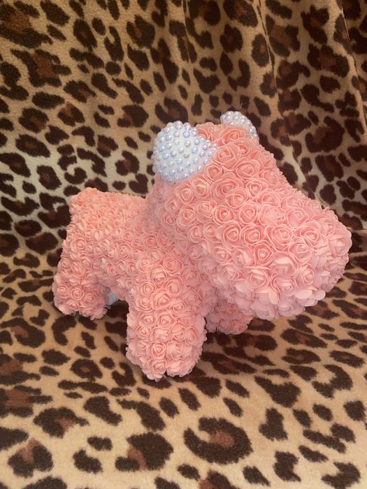 Подарок пес из роз